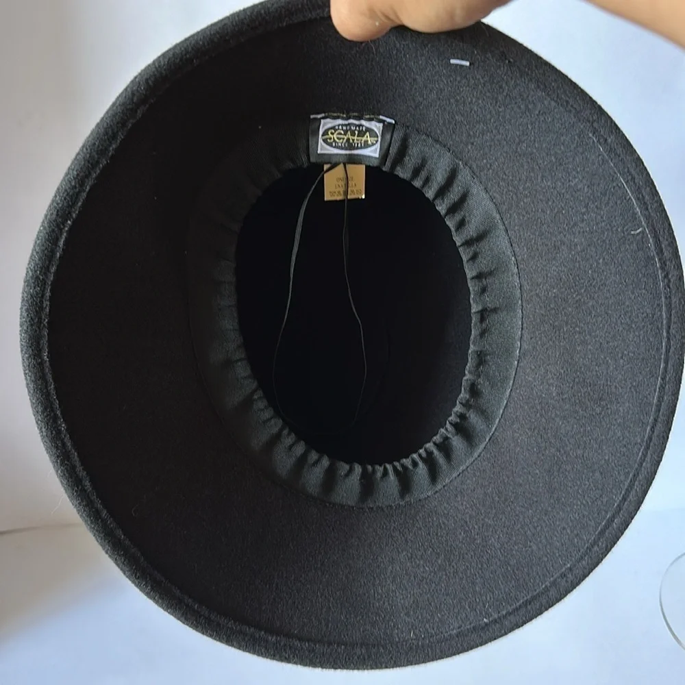 NWT SCALA Black Bucket Hat